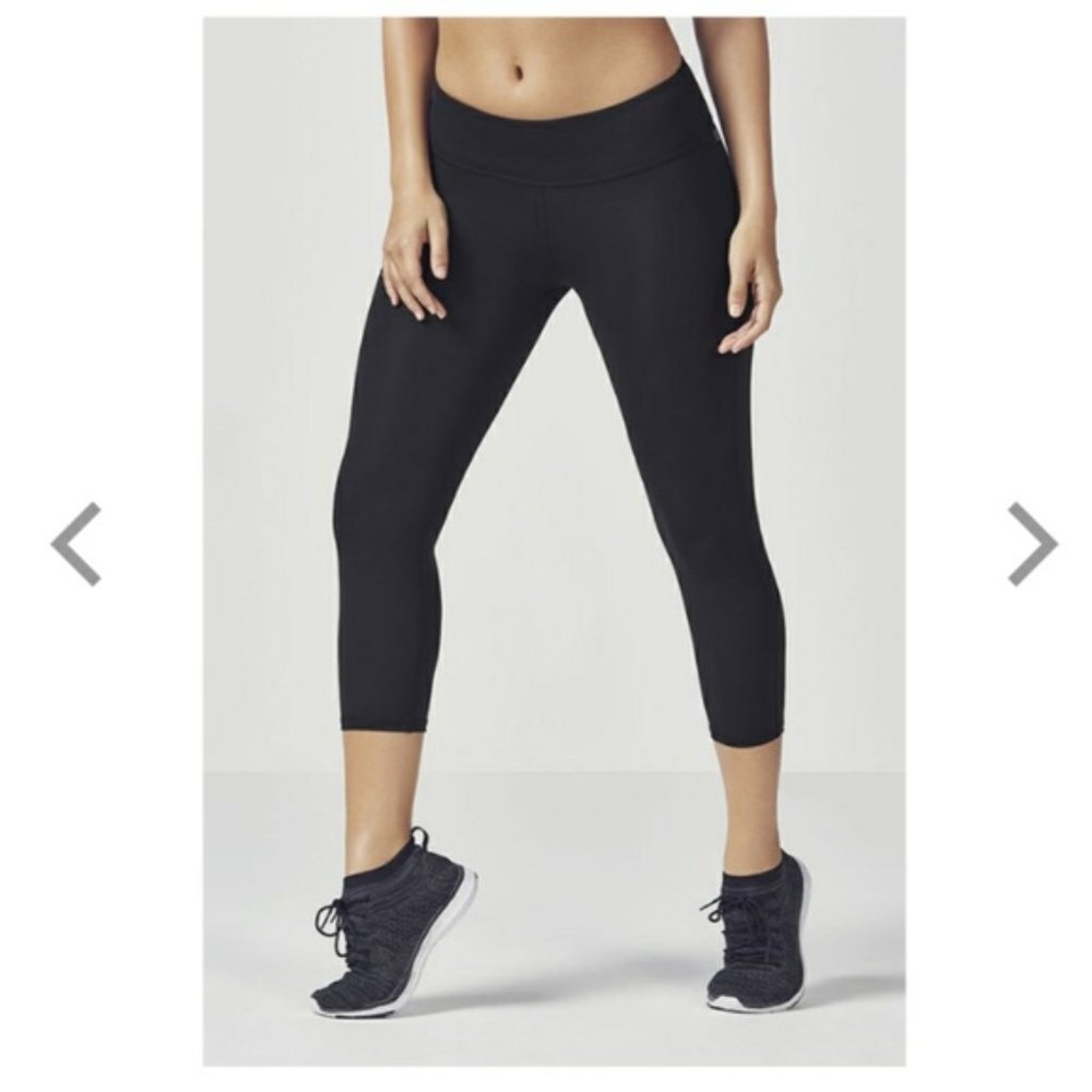 Fabletics Salar Crop Leggings Black New NWT
